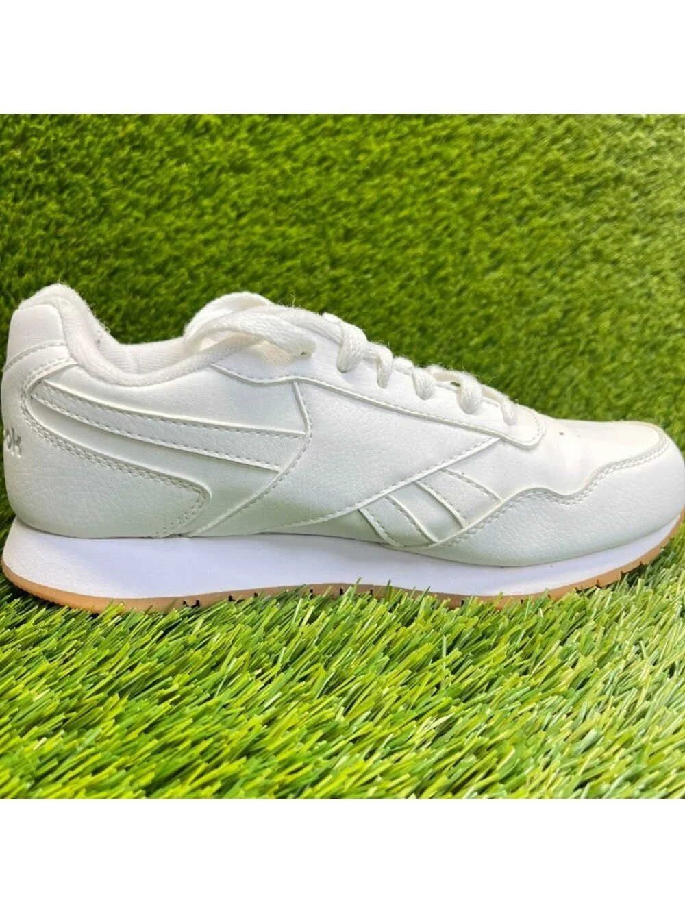 Reebok Classic Harman Run Womens Size 7 White Athletic Leather Shoes Sneakers